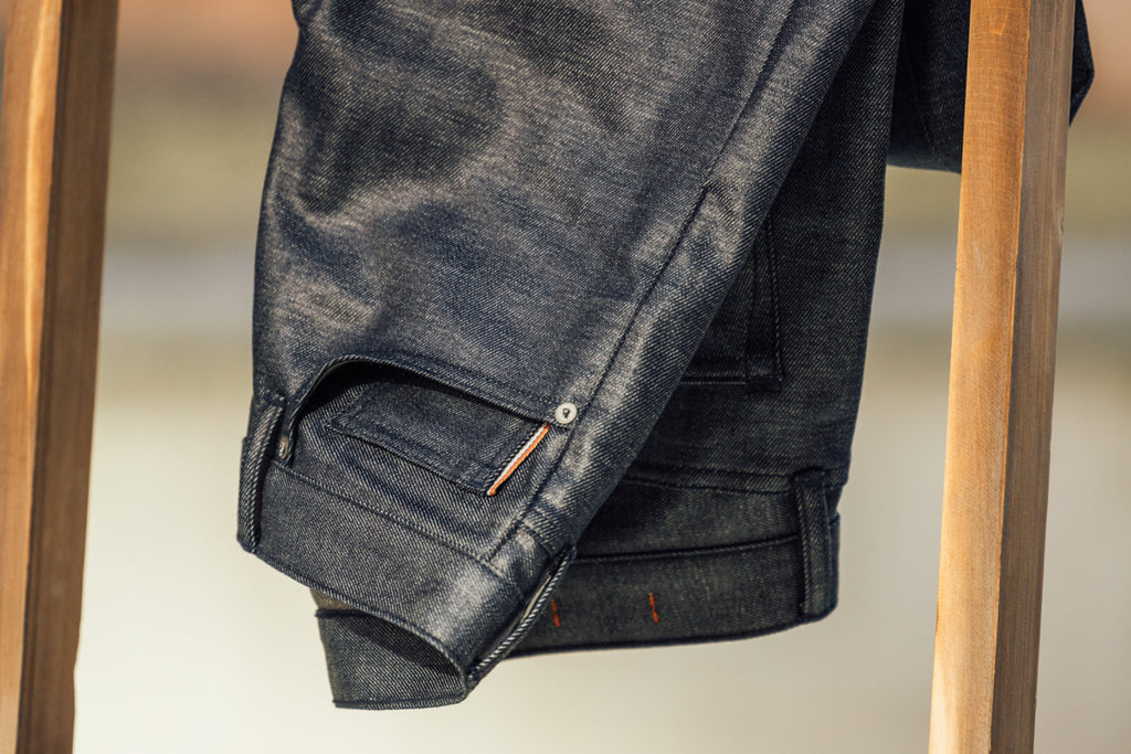 slim-selvedge-jeans-coated-indigo-raw